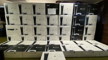 Frustrated Parents Sold a PS5 Drawing to Bots